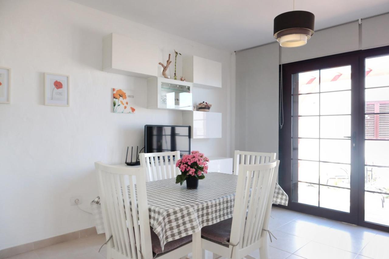 Sun Beach Holiday Caleta De Fuste Exterior photo